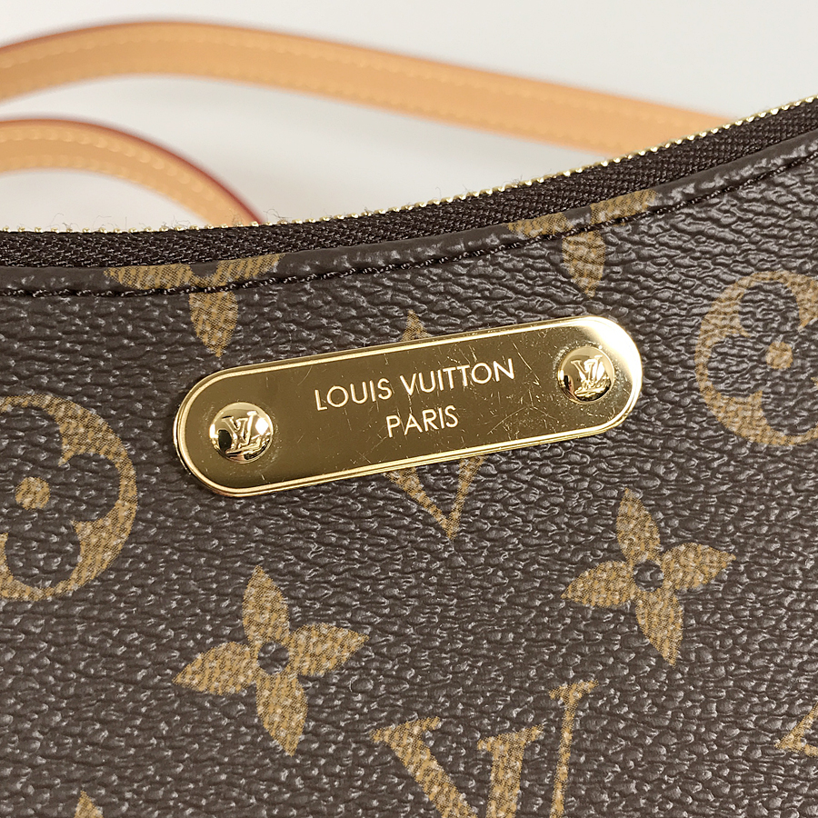 LOUIS VUITTON Monogram Pochette Liv M83008 Shoulder bag | eBay