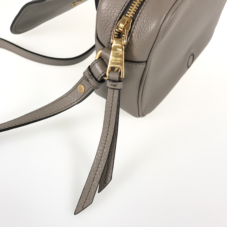 セール★PRADA★1BD163 PRADA Vitello phoenix 1BD163 Shoulder bag | eBay