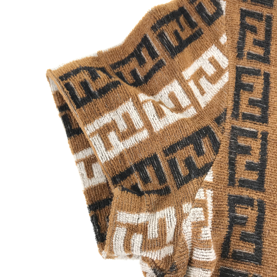 Tシャツ・カットソー FENDI Women Tops FS9715ASNIF1RX9 Brown s-l1200.jpg