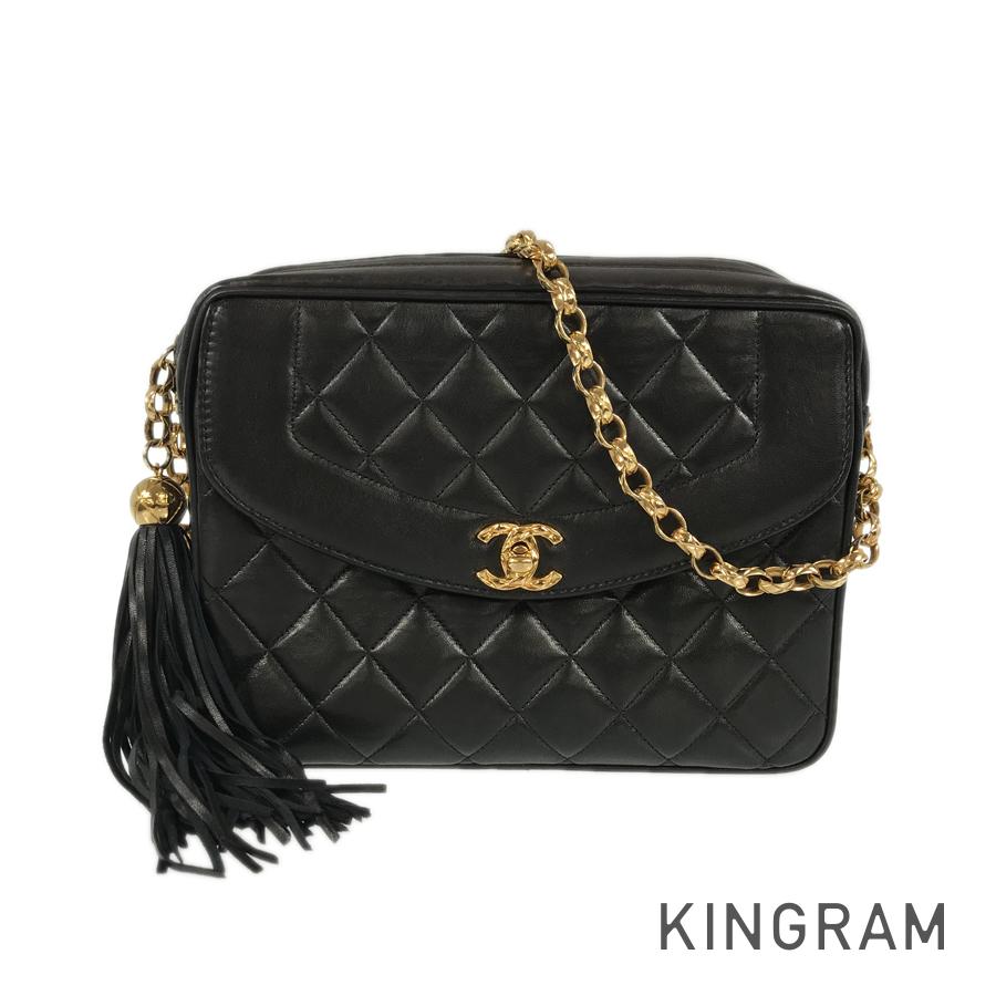 CHANEL Matelasse Shoulder bag