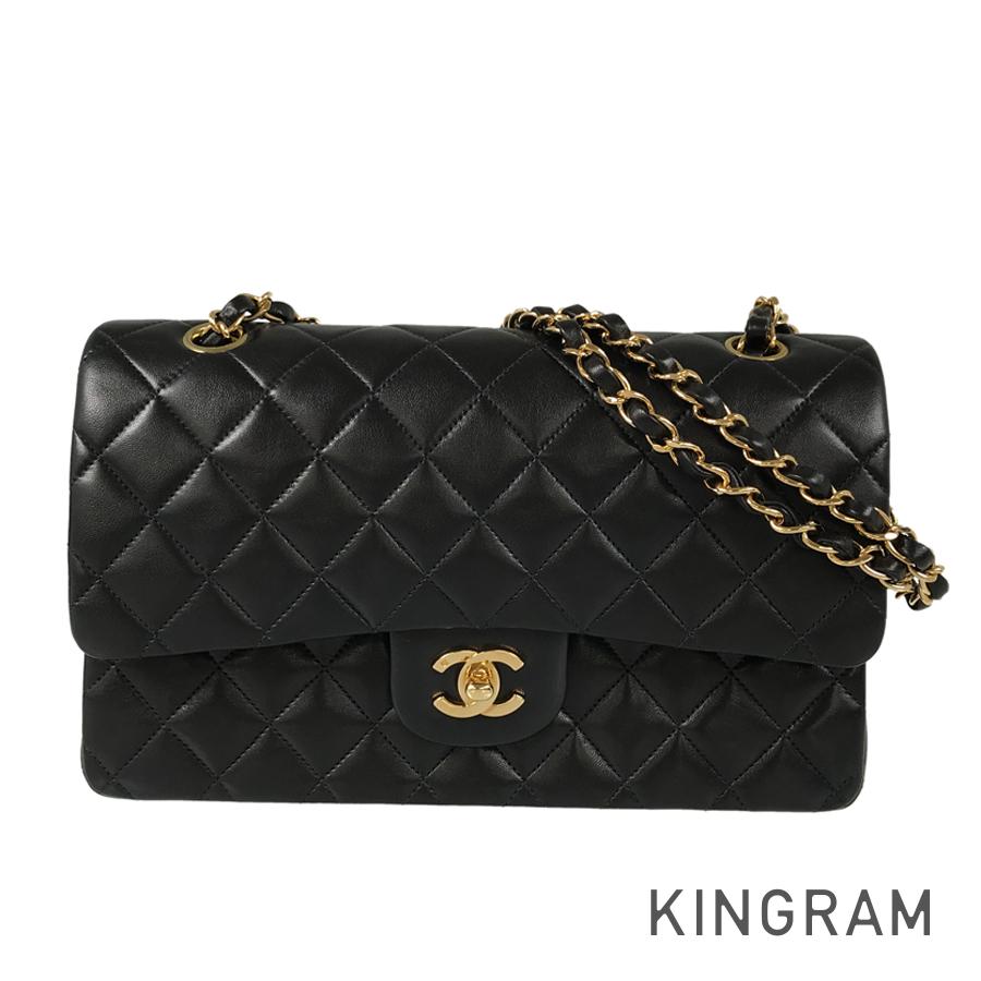 CHANEL Matelasse 25 Shoulder bag