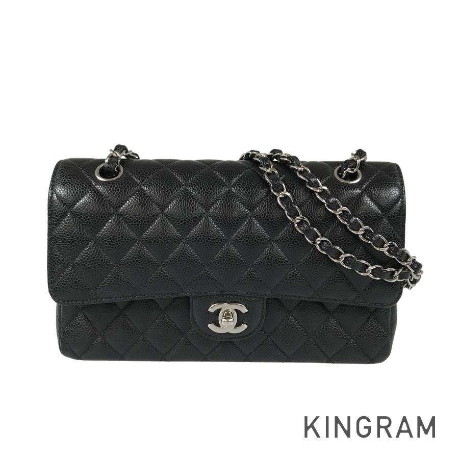 CHANEL Matelasse 25 Shoulder bag