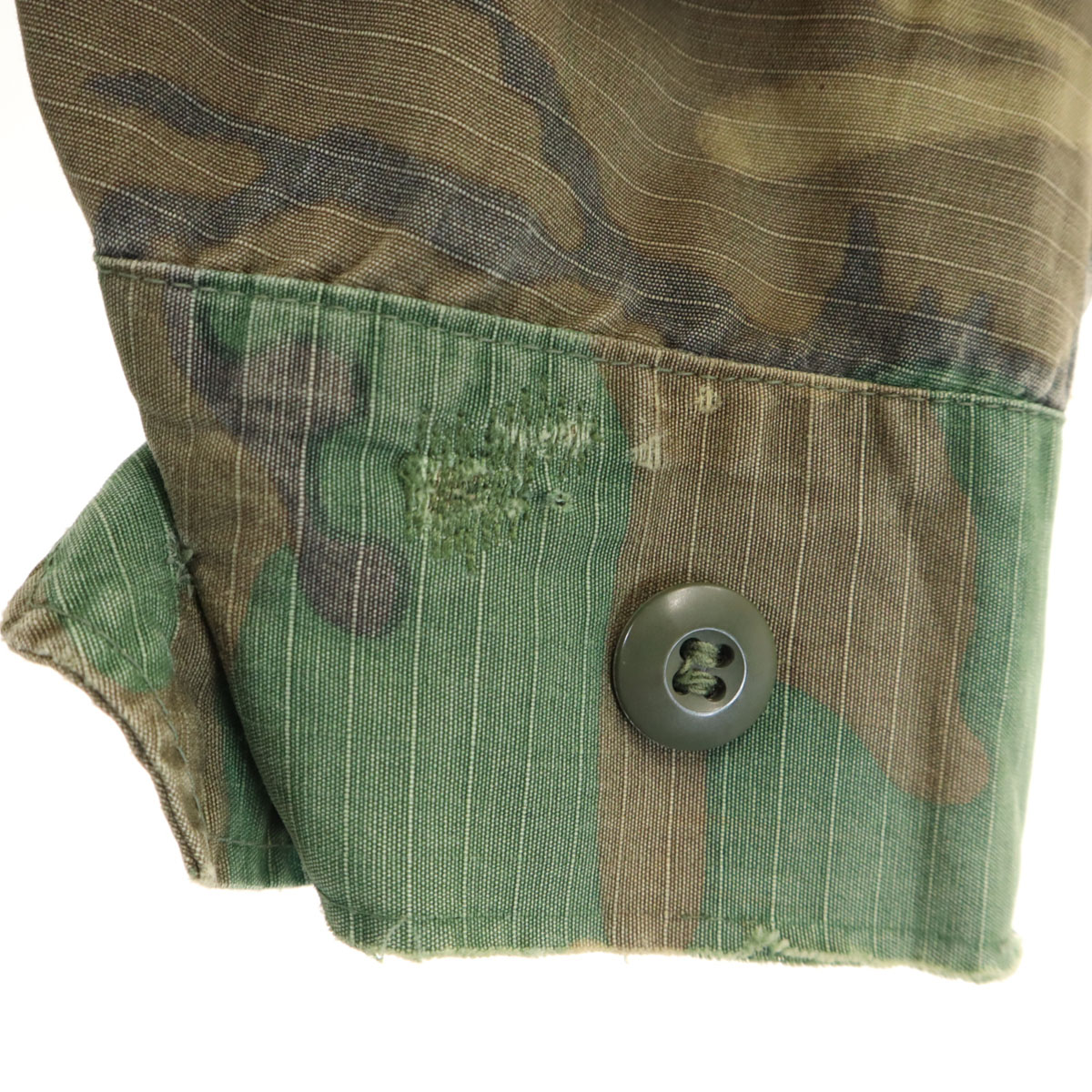 ジャケット・アウター 70's USARMY Jungle Fatigue Shirt 5th M/L Jungle Fatigue Shirt Vietnam War, Dated 1969, Size Large