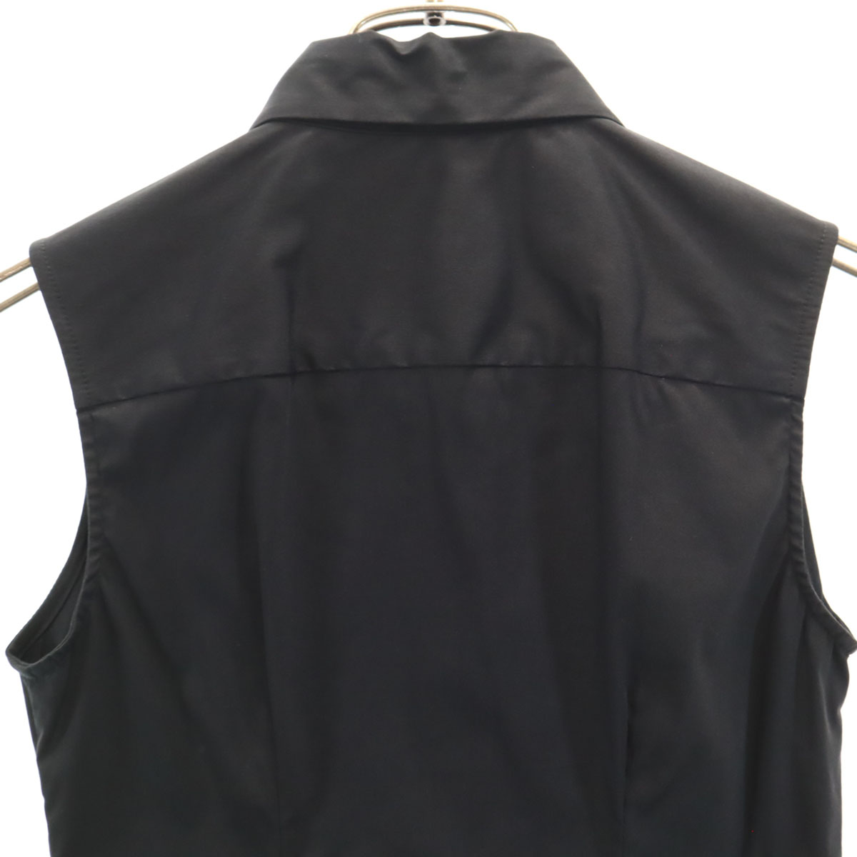【PRADA】サイズ38 トップス　黒 PRADA made in Italy No sleeve blouse 38 black Stretch shirt