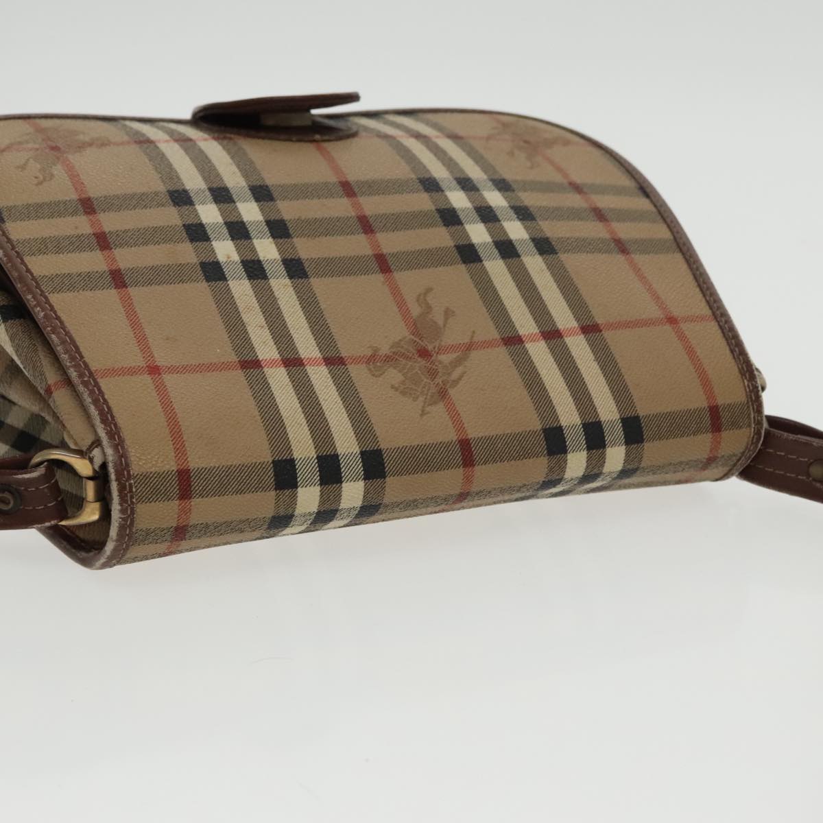 美品✨　BURBERRY　マネークリップ　ノバチェック　レザー　ロゴ型押し Burberry 長財布 がま口 ノバチェック 二つ折り ロゴ型押し