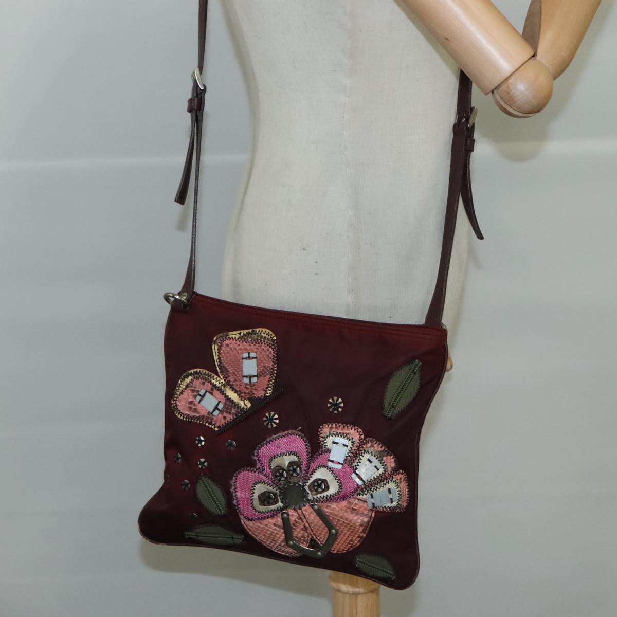 極美品 PRADA プラダ Re Nylon シュシュ パープル ヘア