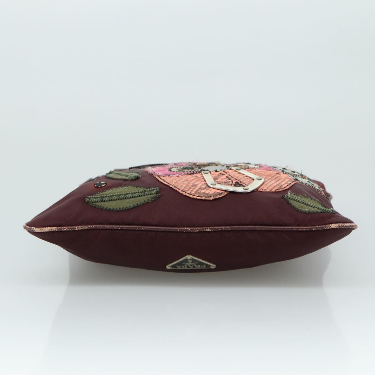 送料関税込☆PRADA Re-nylon フラワー刺繍 レザー ハンドバッグ 送料関税込☆PRADA Re-nylon フラワー刺繍 レザー ハンドバッグ