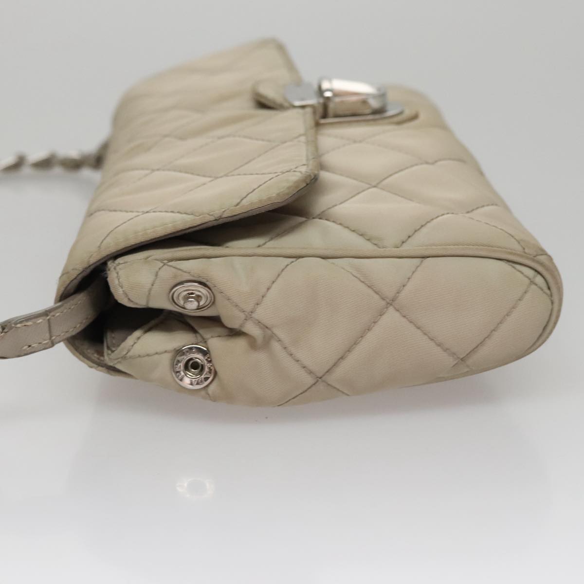 【PRADA】QUILTED CHAIN SHOULDER BAG Pre-owned Prada Quilted Chain Shoulder Bag | Sabrina's Closet