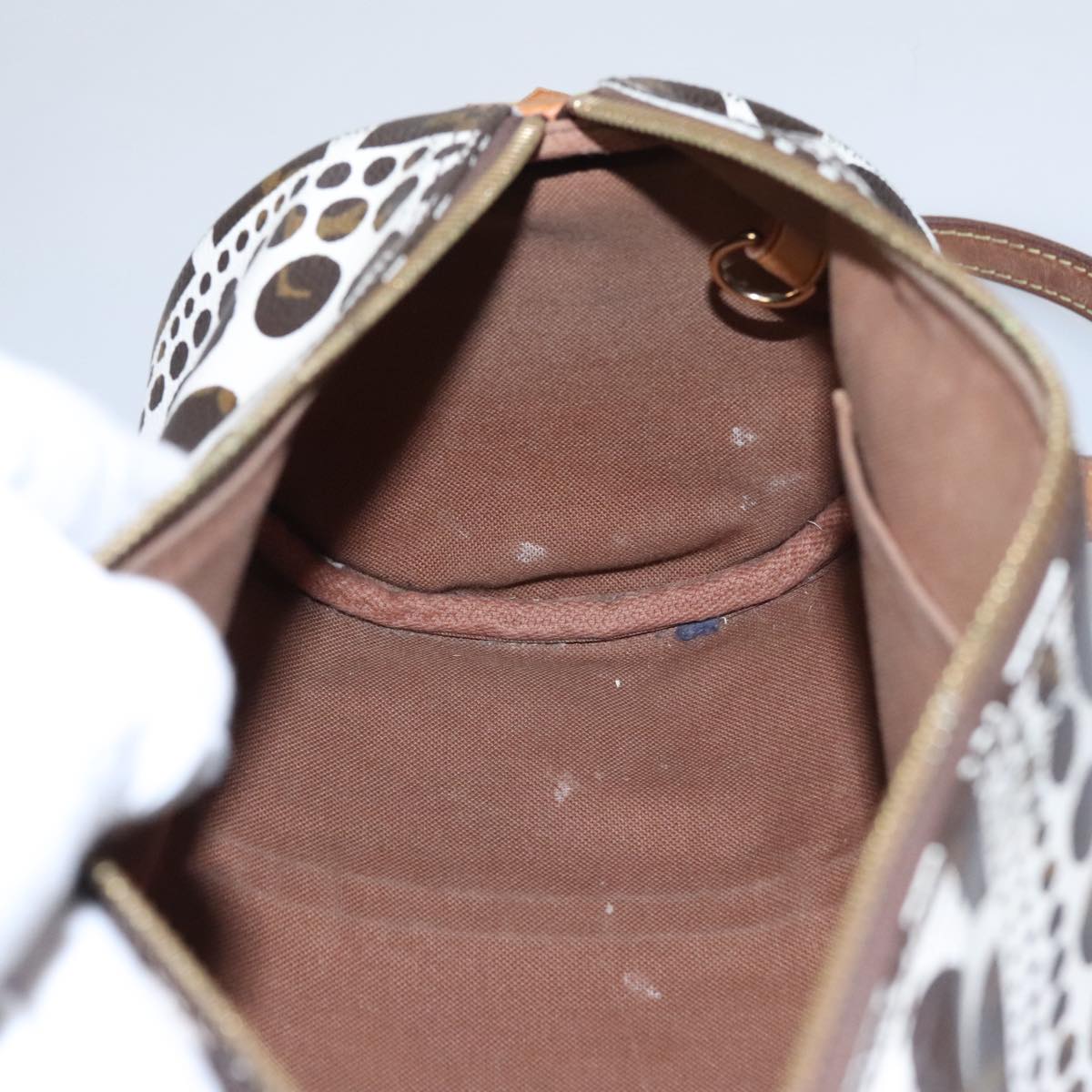 LOUIS VUITTON Yayoi Kusama Pumpkin Dot Papillon 30 Bag White