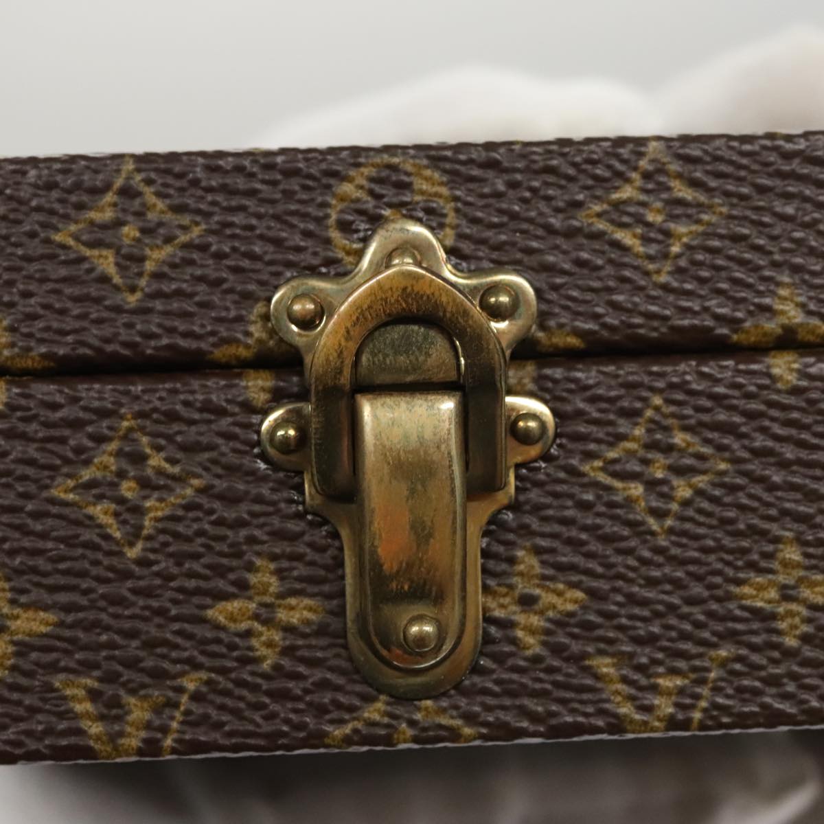 LOUIS VUITTON Monogram Accessory Case Jewelry Box LV Auth 109752SV