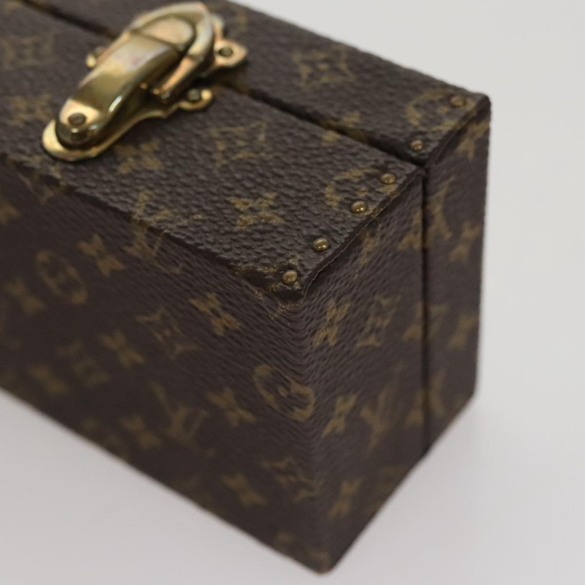 LOUIS VUITTON Monogram Accessory Case Jewelry Box LV Auth 109752SV