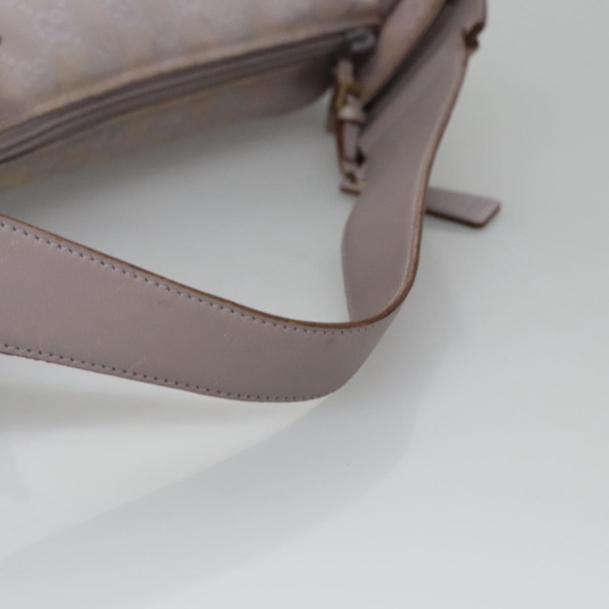 GUCCI GG Canvas Shoulder Bag Purple Gold 92699 Auth 111862 GUCCI GG Canvas Shoulder Bag Purple Gold 92699 Auth 111862