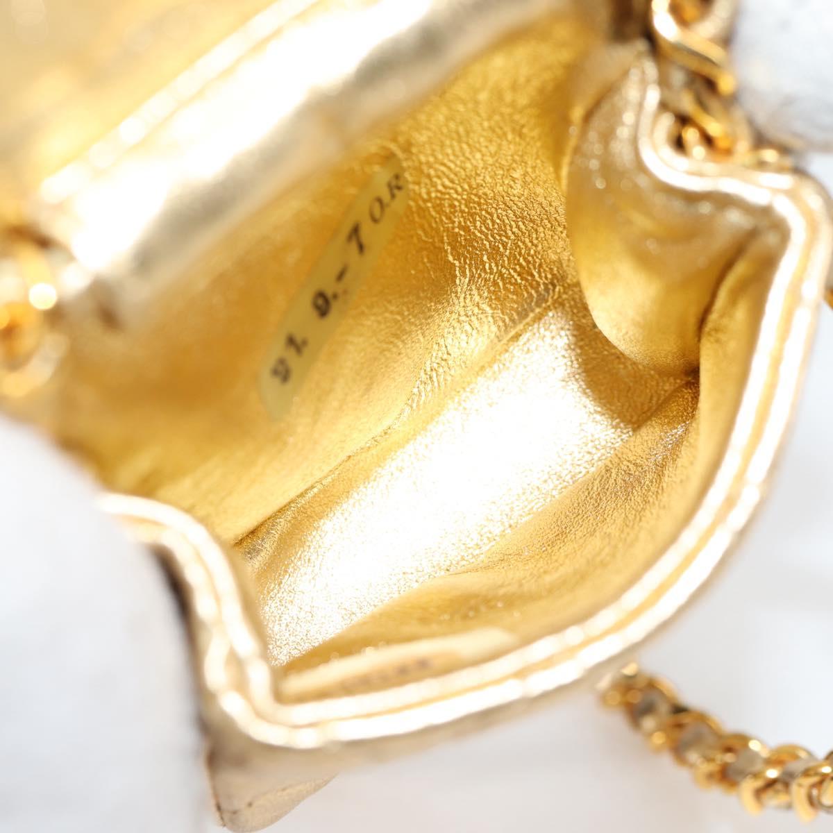 CHANEL Mini Mini Matelasse Chain Bag Lamb Skin Gold Tone CC Auth