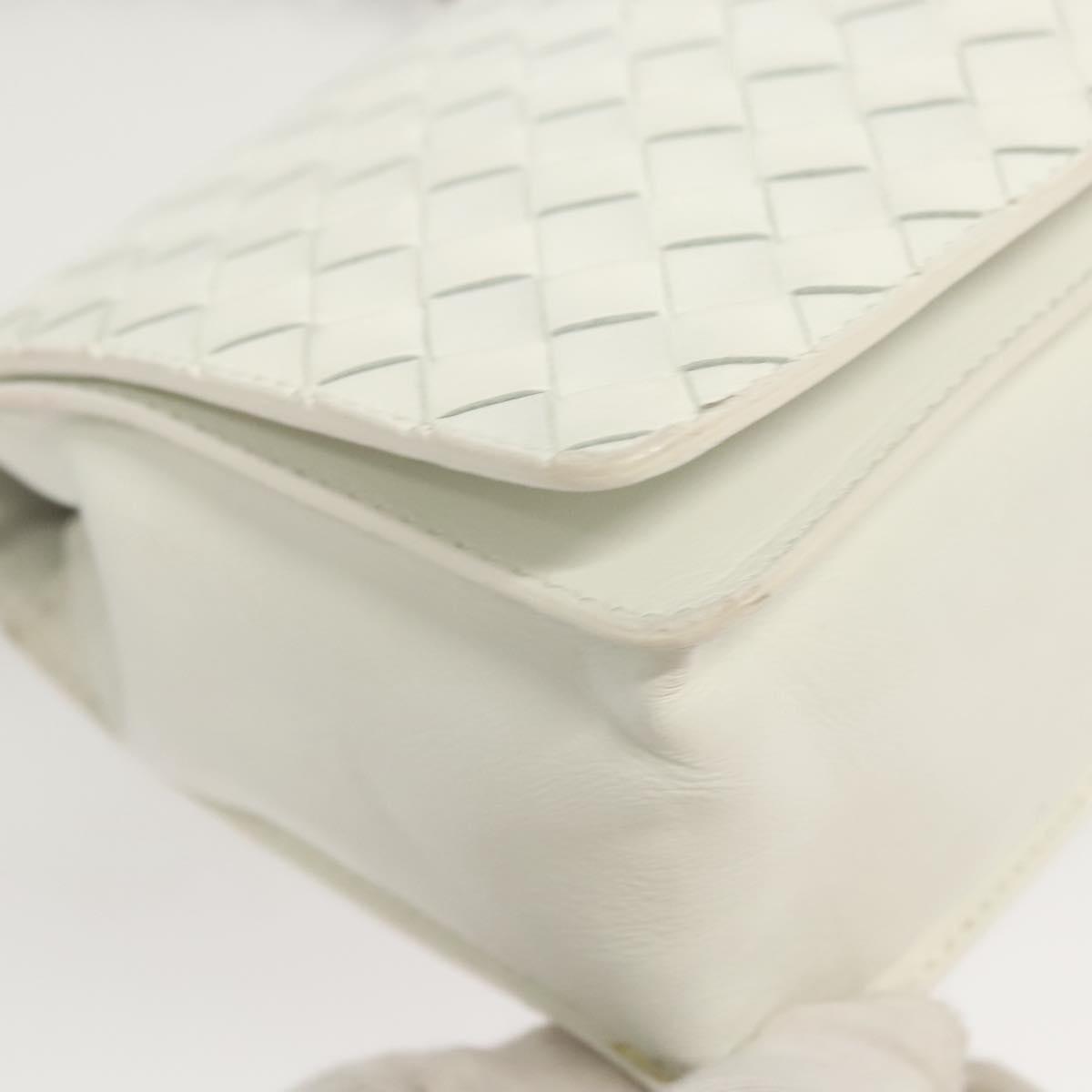 【関税込み】Bottega Veneta ホワイト Fin ベルト レディース ハイブランド 革ベルト | Bottega Veneta® JP