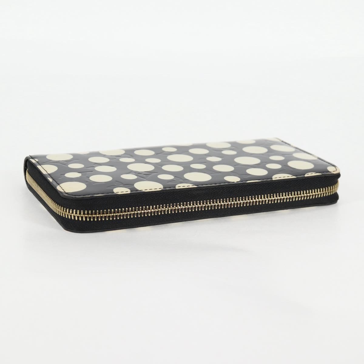 LOUIS VUITTON Vernis Yayoi Kusama Zippy Wallet White Black M91573