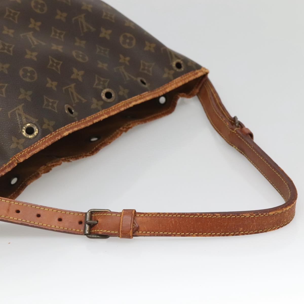 LOUIS VUITTON Monogram Petit Noe Shoulder Bag M42226 LV Auth