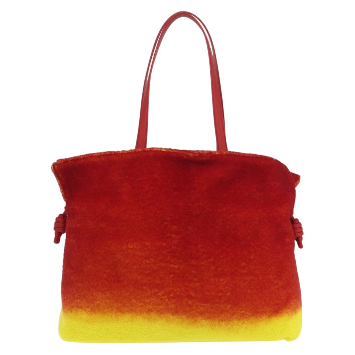 クラッシックなLOEWE ヴィンテージ風　ショルダーバッグ LOEWE × Studio Ghibli Howl's Moving Castle Flamenco Clutch XL Red