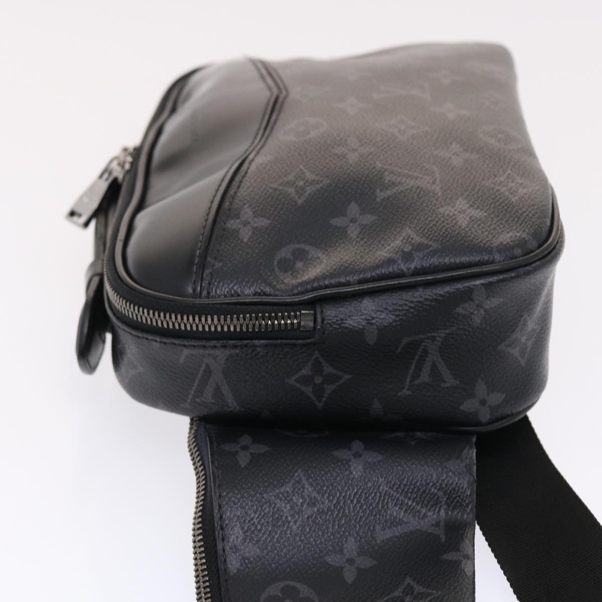 D-1409 Louis Vuitton Monogram Eclipse Bum Bag M42906 Shoulder