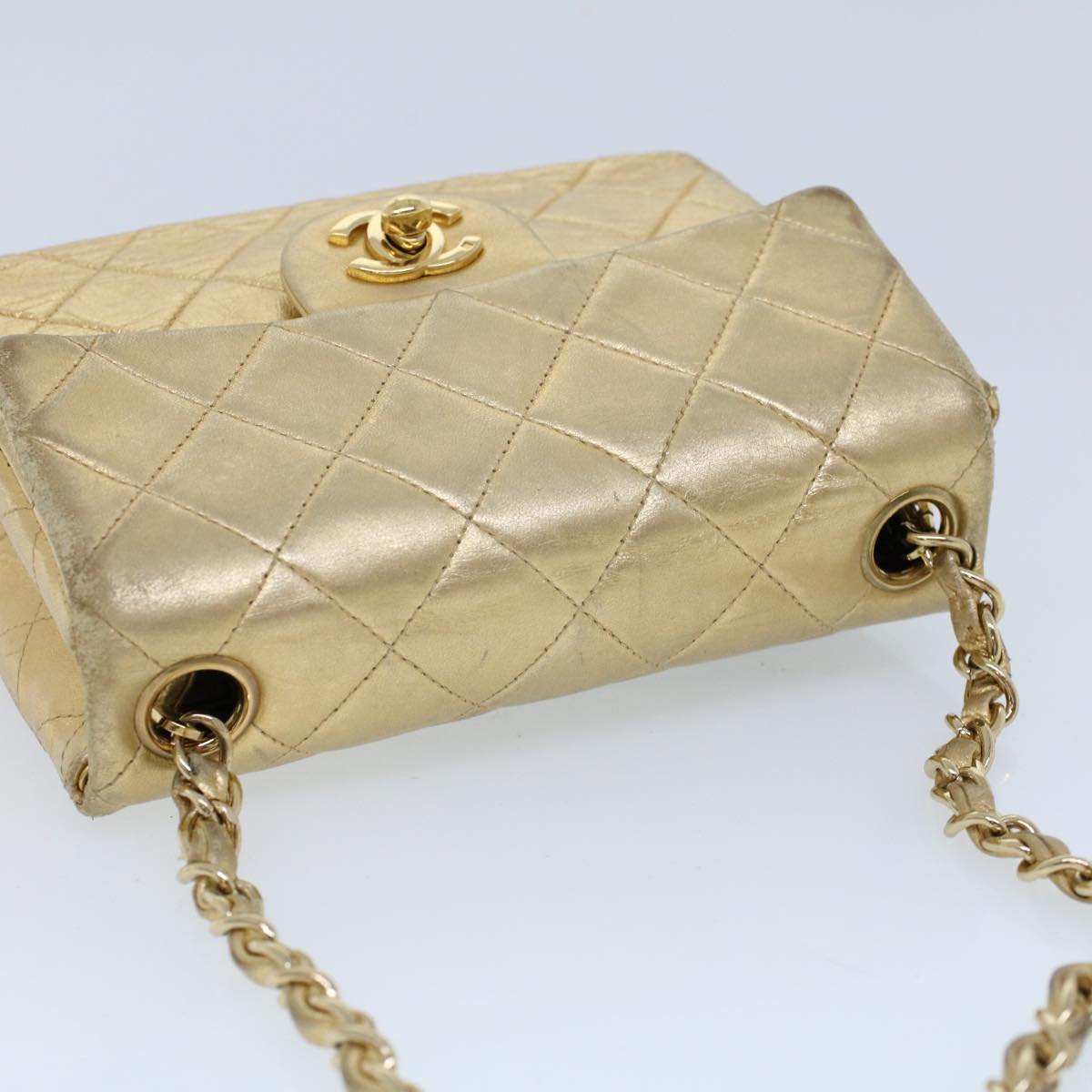 CHANEL Matelasse 17 Turn Lock Chain Shoulder Bag Lamb Skin Gold CC