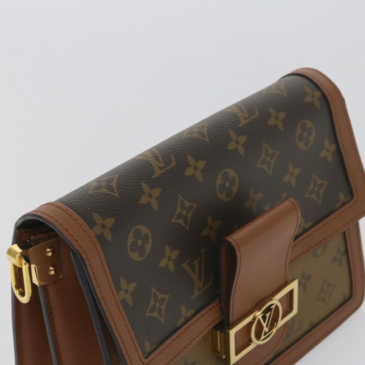 LOUIS VUITTON Monogram Reverse Dauphine MM Shoulder Bag M44391 LV