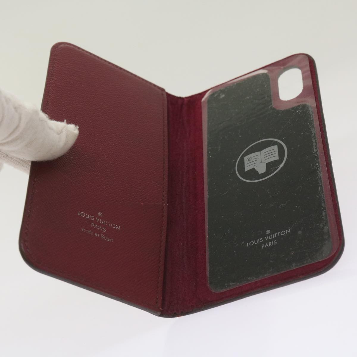 LOUIS VUITTON ヴィトン　iPhoneケース　フォリオ　エピ　レッド LOUIS VUITTON Epi iPhone X / XS Folio iPhone Case Fuchsia M64468