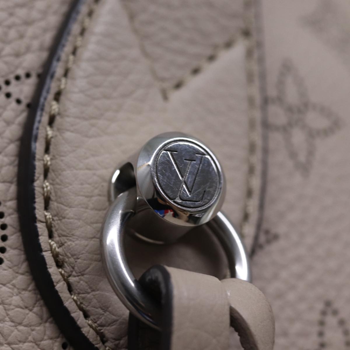 LOUIS VUITTON Monogram Mahina Blossom MM Tote Bag Galle