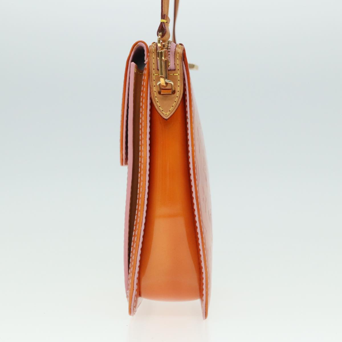 LOUIS VUIUON ヴェルニ LOUIS VUITTON Monogram Vernis Motto Pouch Marshmallow Pink