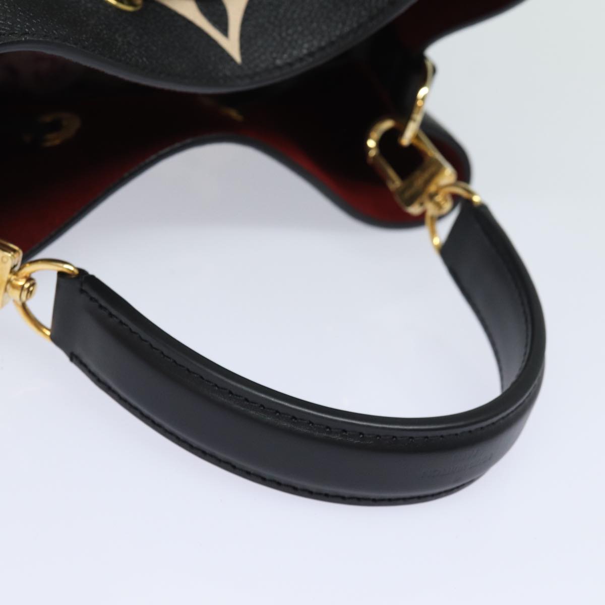 Louis Vuitton ブラック レザー ノート ノマド Louis Vuitton Black NanoGram Embossed Leather NoeNoe BB Bag