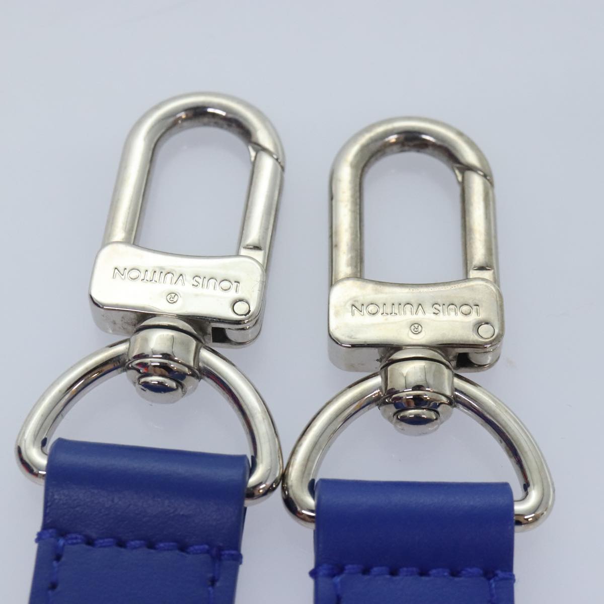 ⭕️LOUIS VUITTON スカーフ 特大 モントレ 時計 ブルー ⭕️LOUIS VUITTON スカーフ 特大 モントレ 時計 ブルー - メルカリ