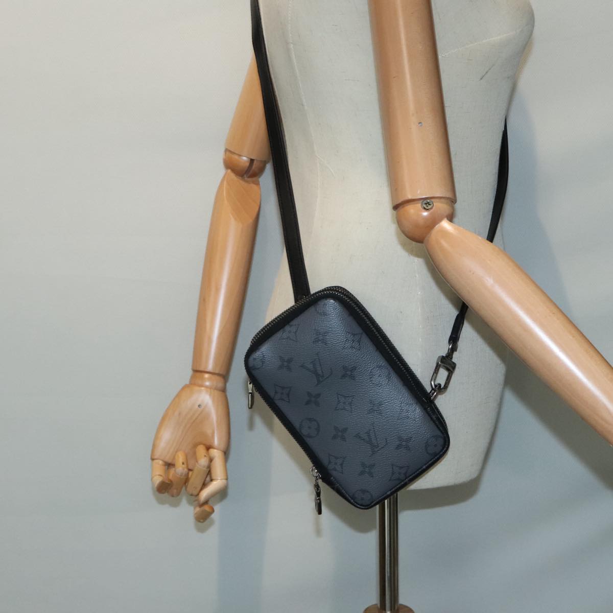 LOUIS VUITTON Monogram Eclipse Double Phone Pouch Gray