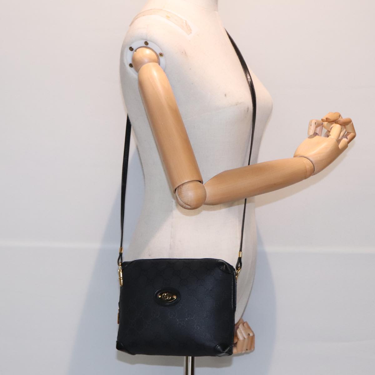 GUCCI GG Canvas Shoulder Bag Black Gold 007 115 4916 Auth