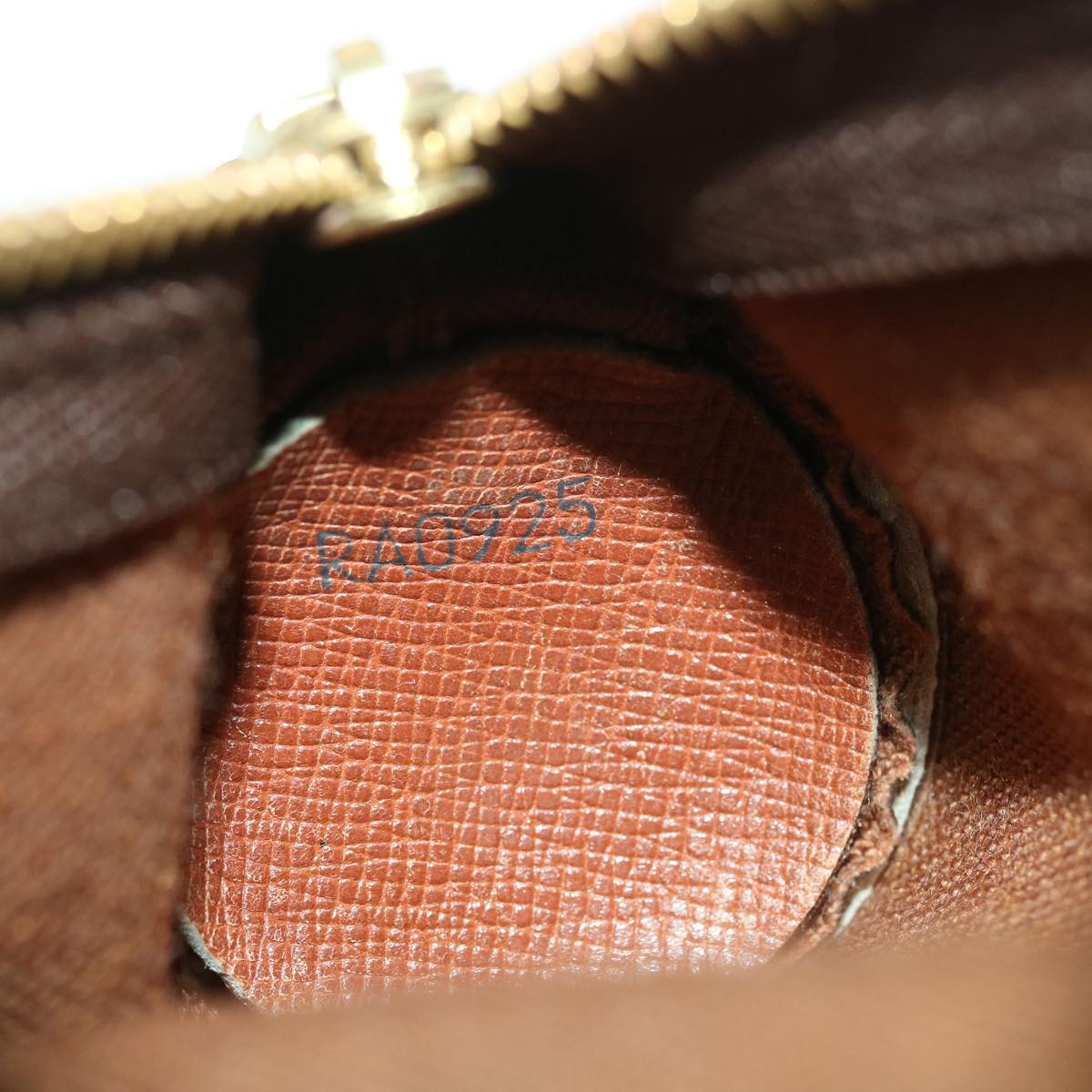 LOUIS VUITTON Monogram Etui 3 Ball de Golf Pouch M58249 LV Auth