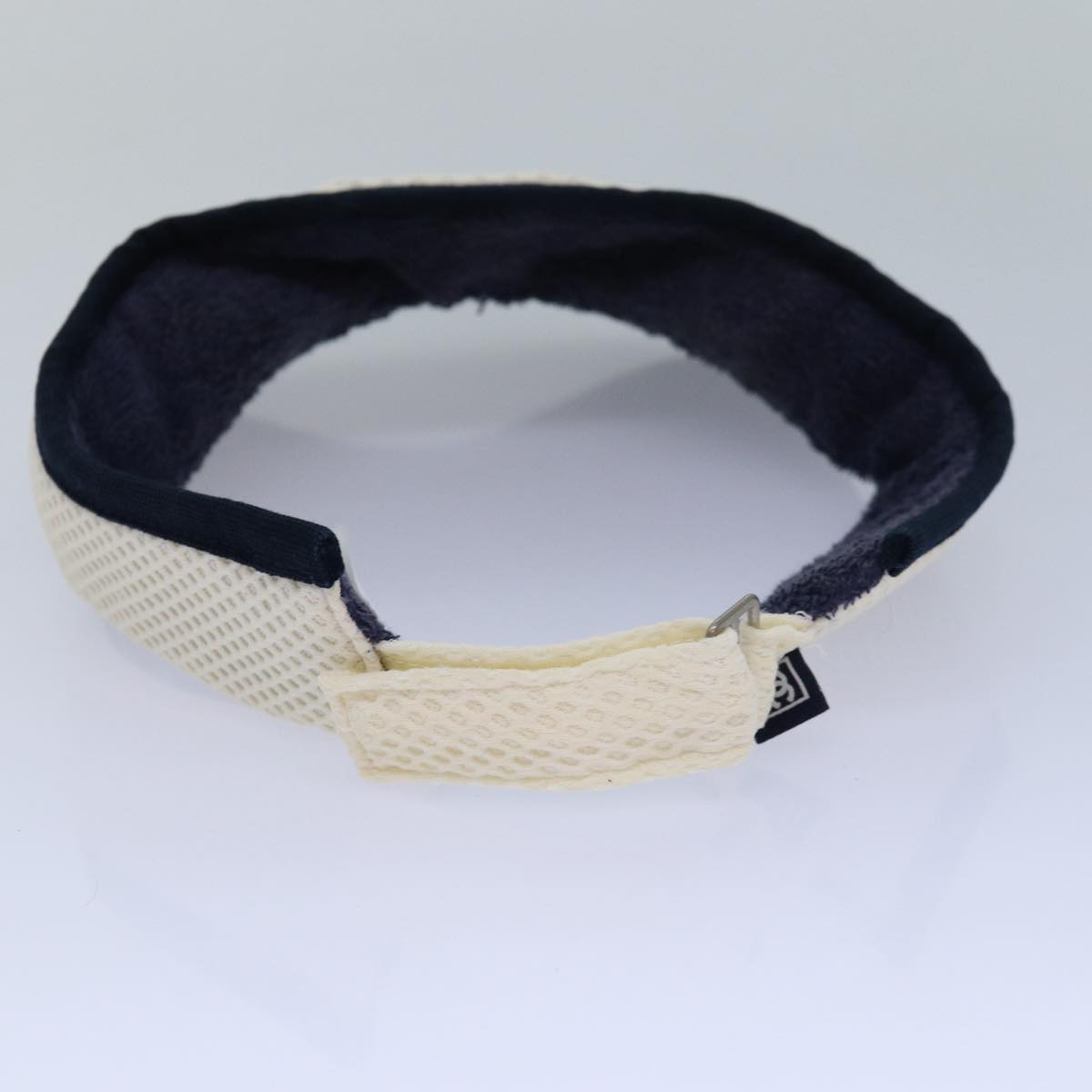 CHANEL Sports Sun Visor Cotton White Silver CC Auth am6754 CHANEL Sports Sun Visor Cotton White Silver CC Auth am6754