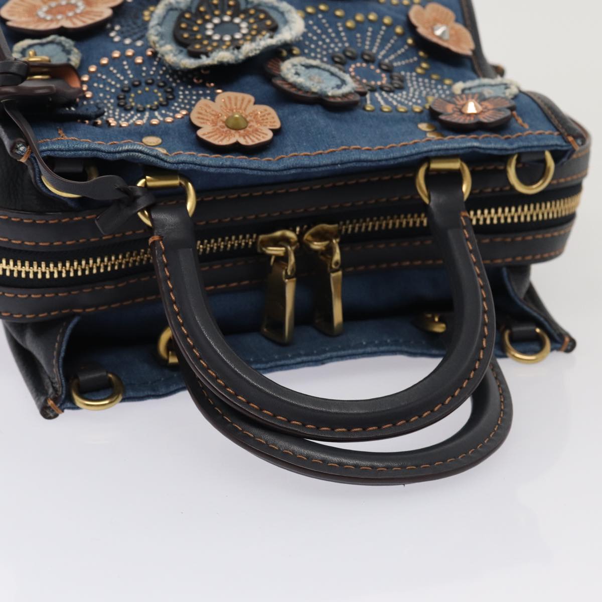 【THEAIRTOWN】 kit mini shoulder bag Small Elena Bag in Dark Ivory Leather with Silver Studs – KHAITE