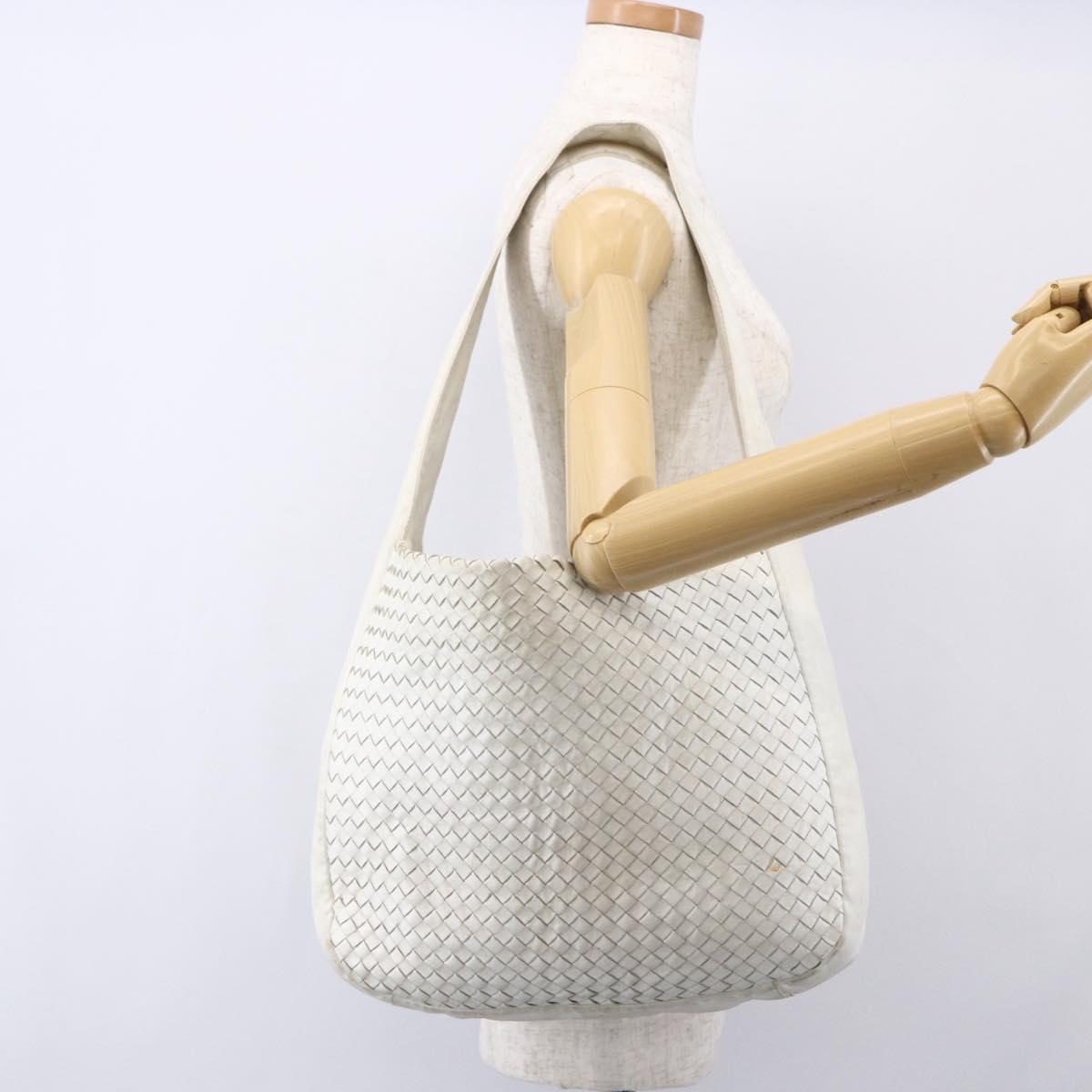 BOTTEGA VENETA INTRECCIATO Shoulder Bag Leather White Silver Auth