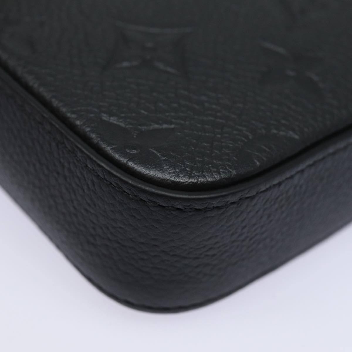 LOUIS VUITTON Empreinte Pochette Felice Chain Wallet Black