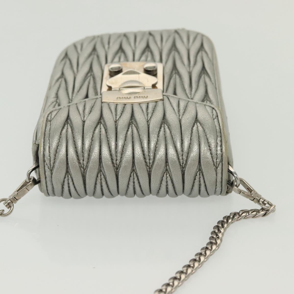 miu miu シルバー キルティングバッグ Miu Miu Matelasse Double Zip Leather Crossbody Bag | Miu Miu