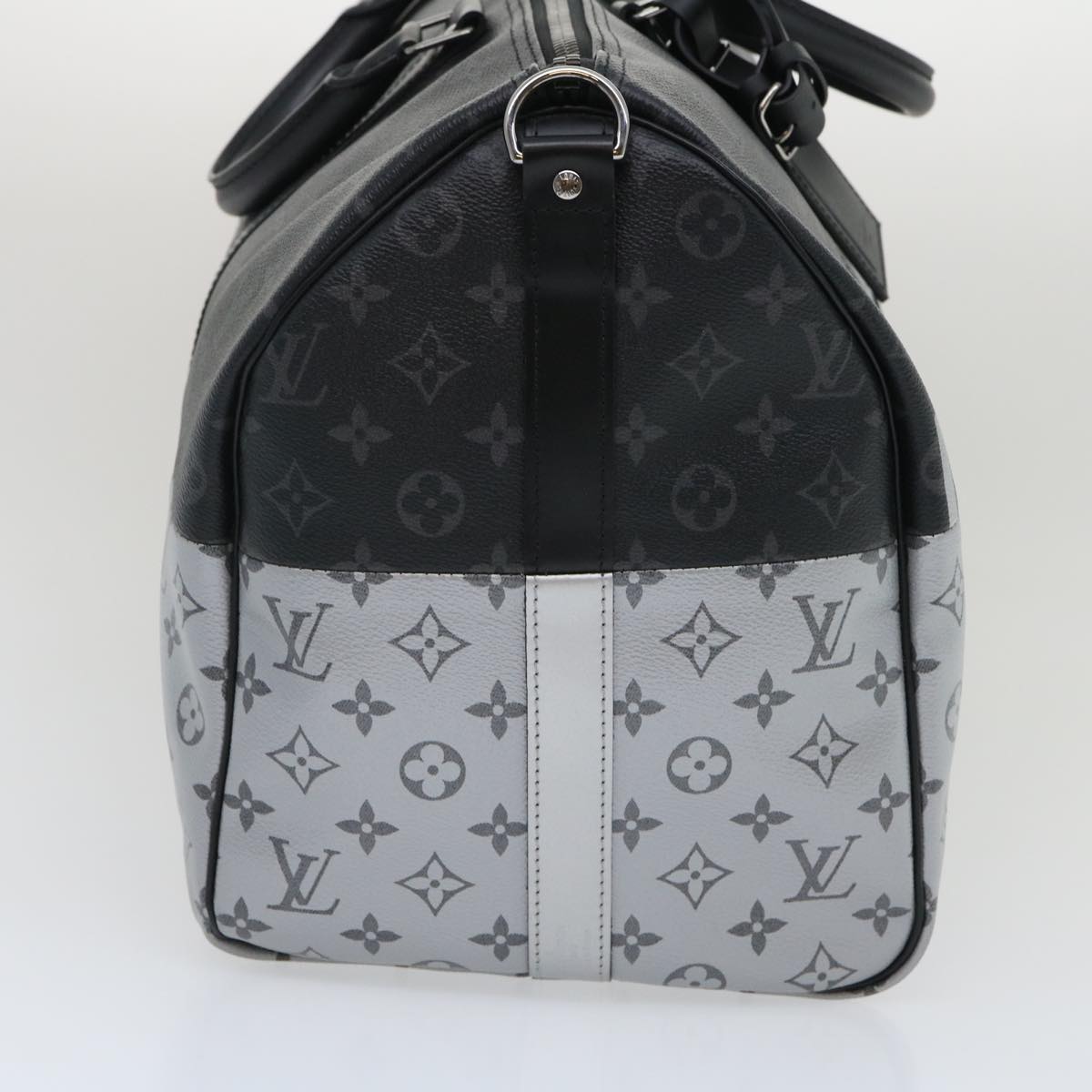 Keepall Bandoulière 55 Oversized Duffle | LOUIS VUITTON ®