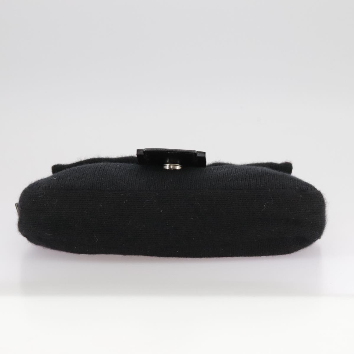 バッグ Fendi mamma baguette bag black 28897912_58032975_600.jpg