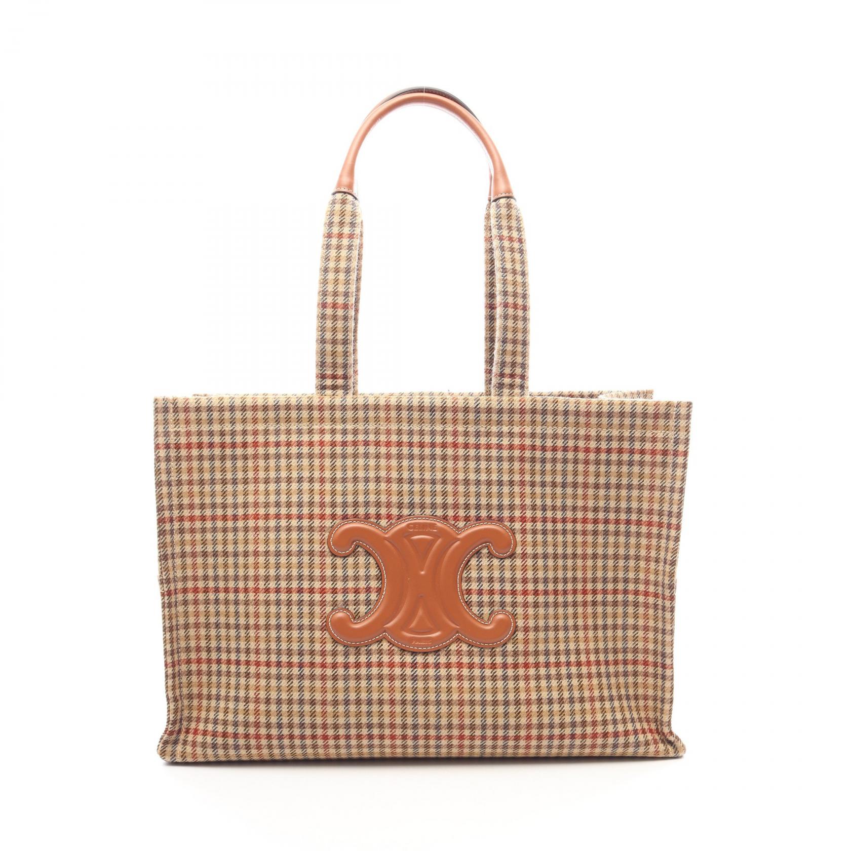 セリーヌ キュイル トリオンフ ラージ カバ タイス | ブランド品の買取