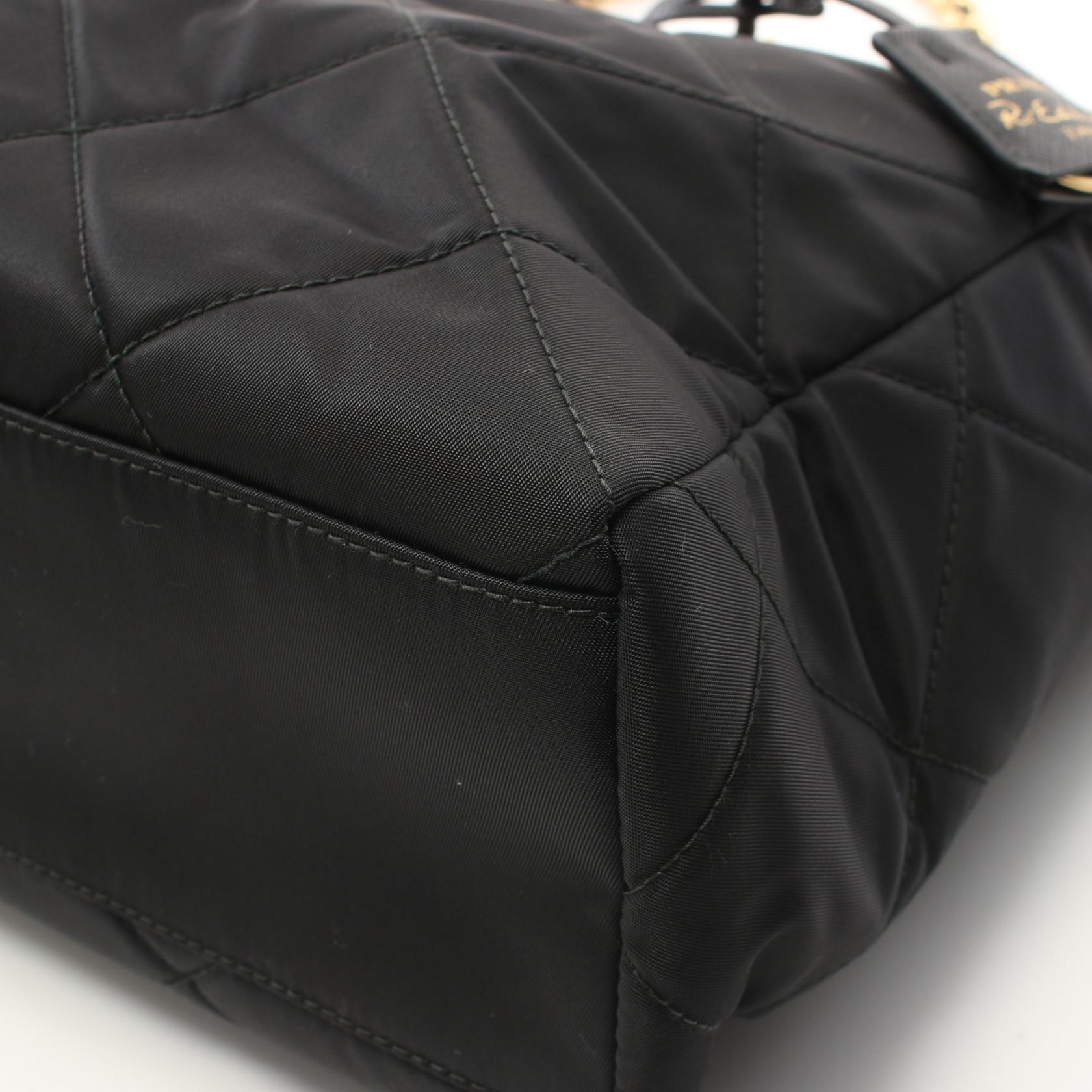 PRADA Re-Edition 1995 Chain Re-Nylon Large Tote Bag 1BG467 PRADA Re-Edition 1995 Chain Re-Nylon Large Tote Bag 1BG467