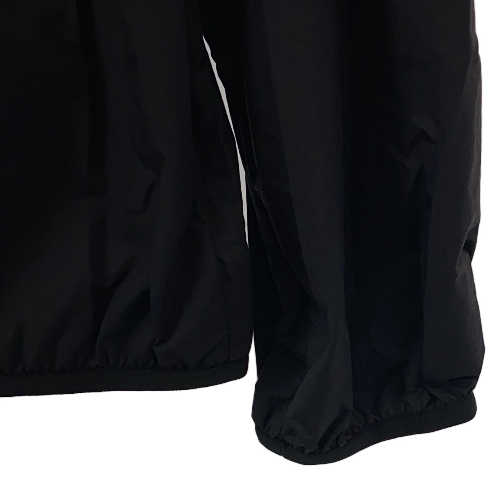 最安値 Nylon MONCLER jacket mens NEW Black 1A00135597IC9992 Hoodie ジャケット・アウター
