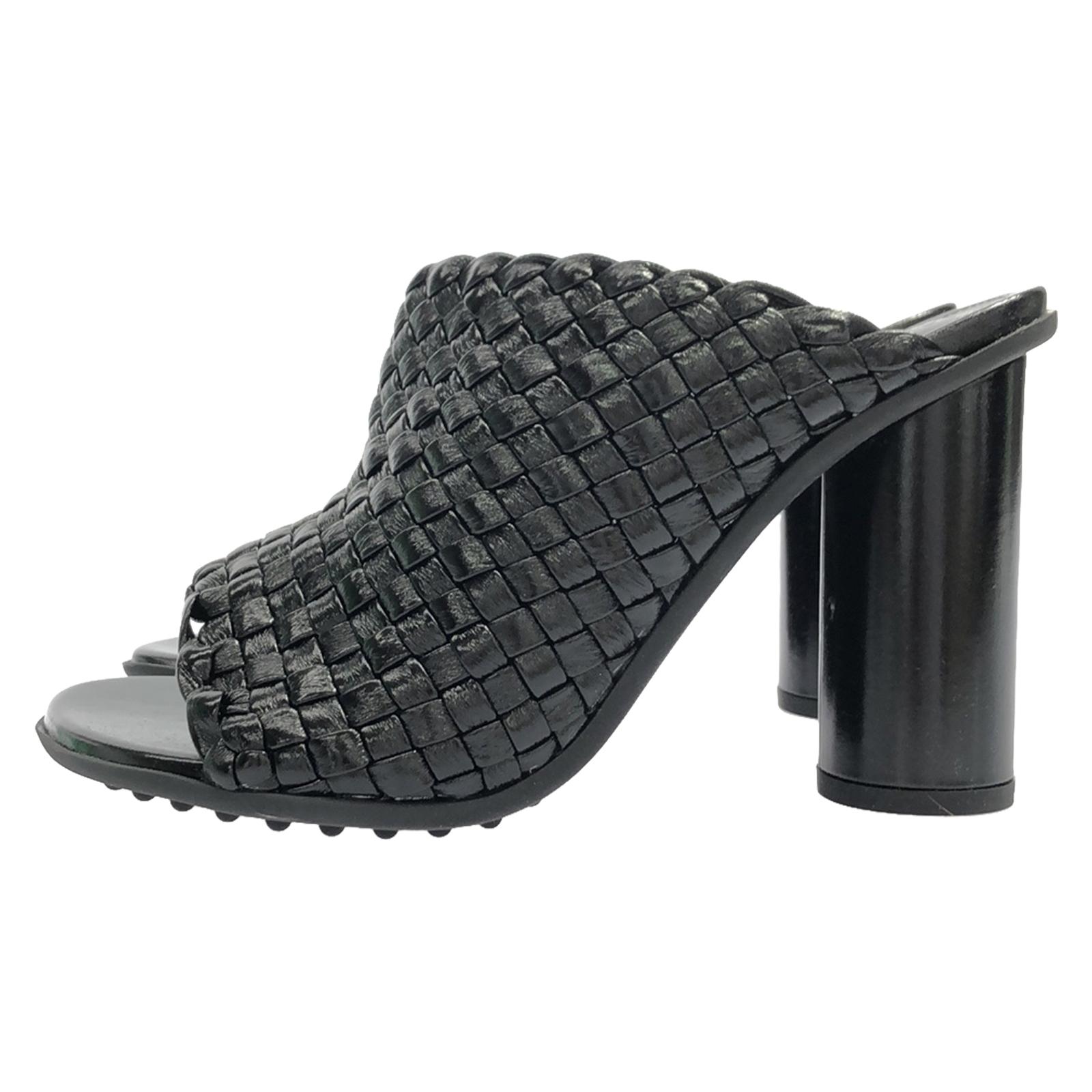 サンダル・ミュール BOTTEGA VENETA Women Sandals 787048V3XZ01000 Black BOTTEGA VENETA Mules Sandals 787048V3XZ0100038 leather Black