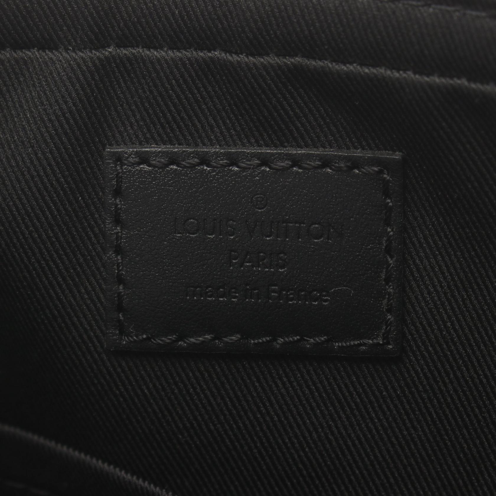 LOUIS VUITTON Trio Messenger Shoulder Bag M69443 Monogram