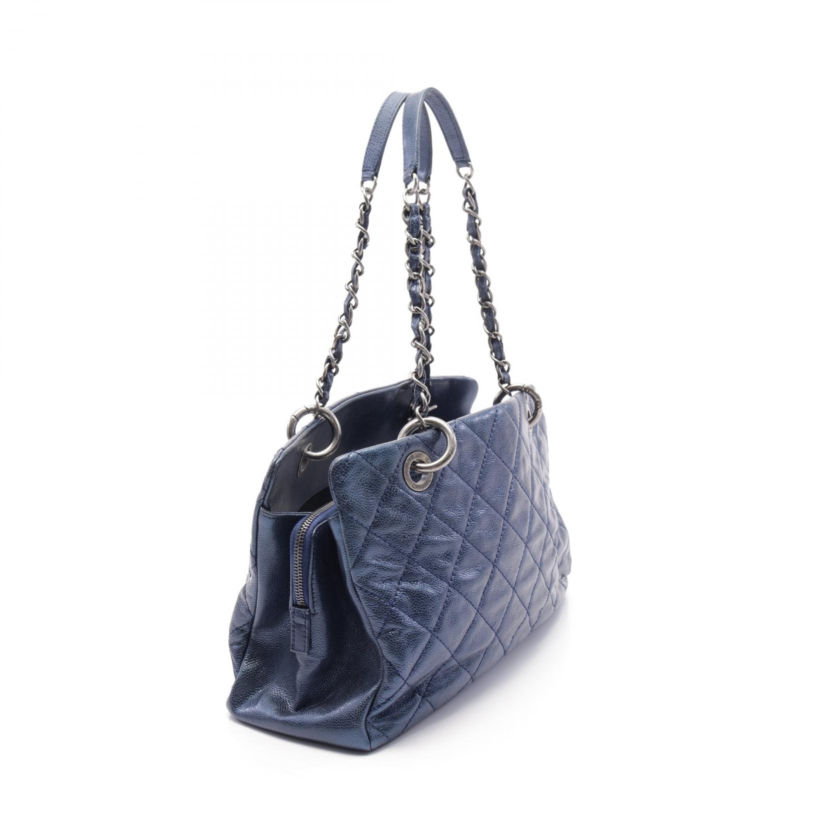 CHANEL Matelasse Chain Tote Bag leather Grained calfskin