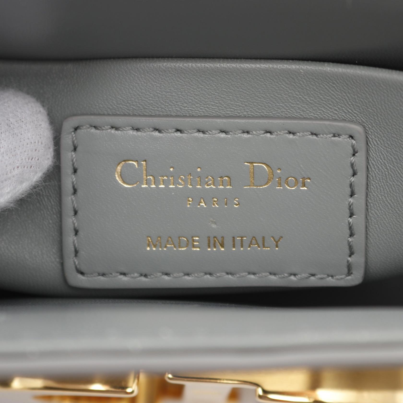 Dior 30 Montaigne crossbody Shoulder Bag leather Gray Used