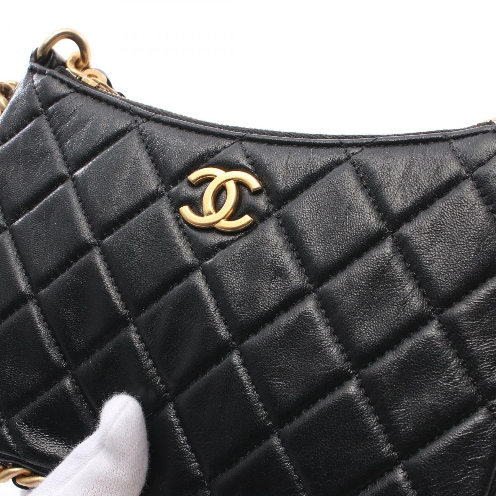 CHANEL Matelasse Chain Shoulder Bag AP3487 Lamb sheep leather