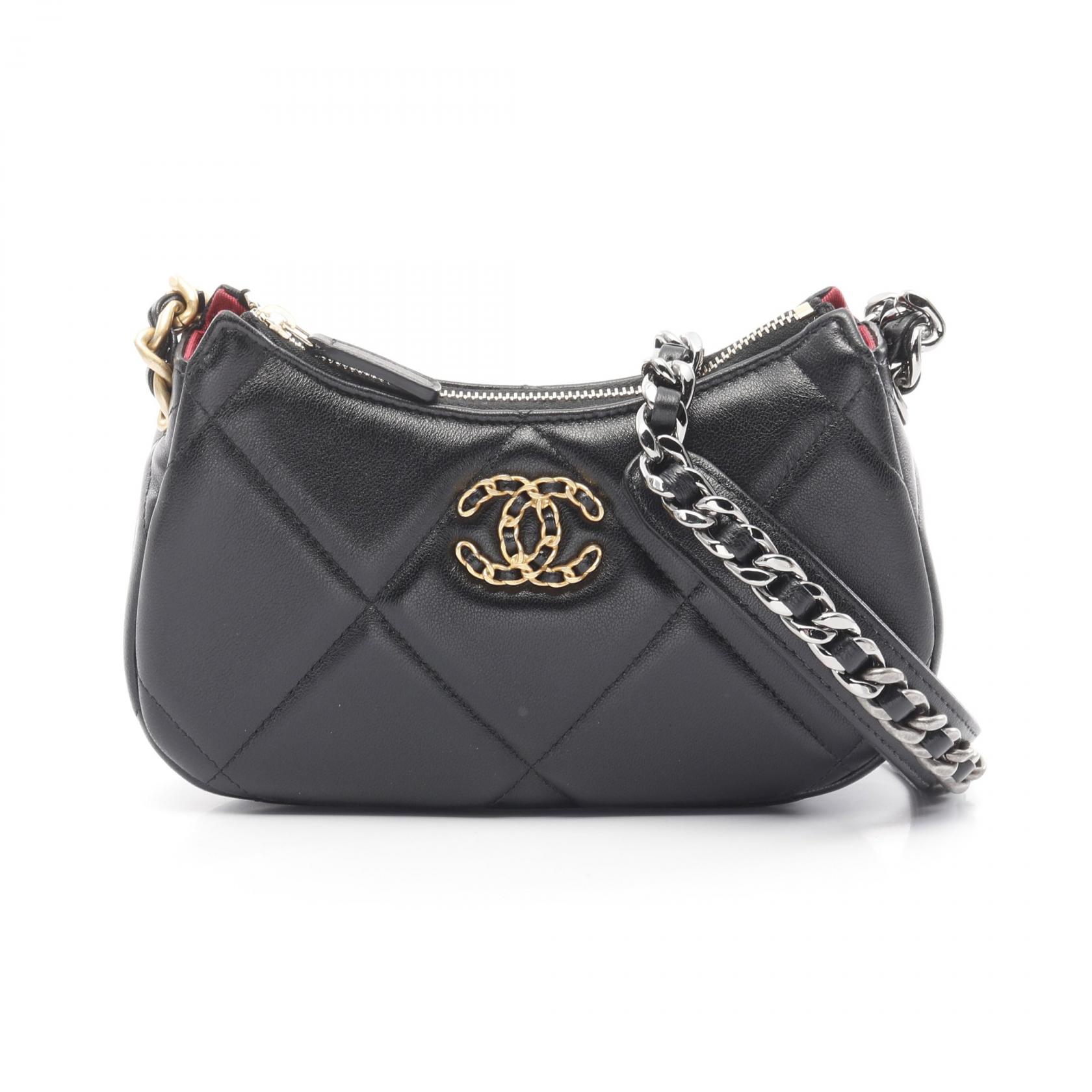 CHANEL 黒 レザー バッグ CHANEL 黒 レザー ショルダーバッグ
