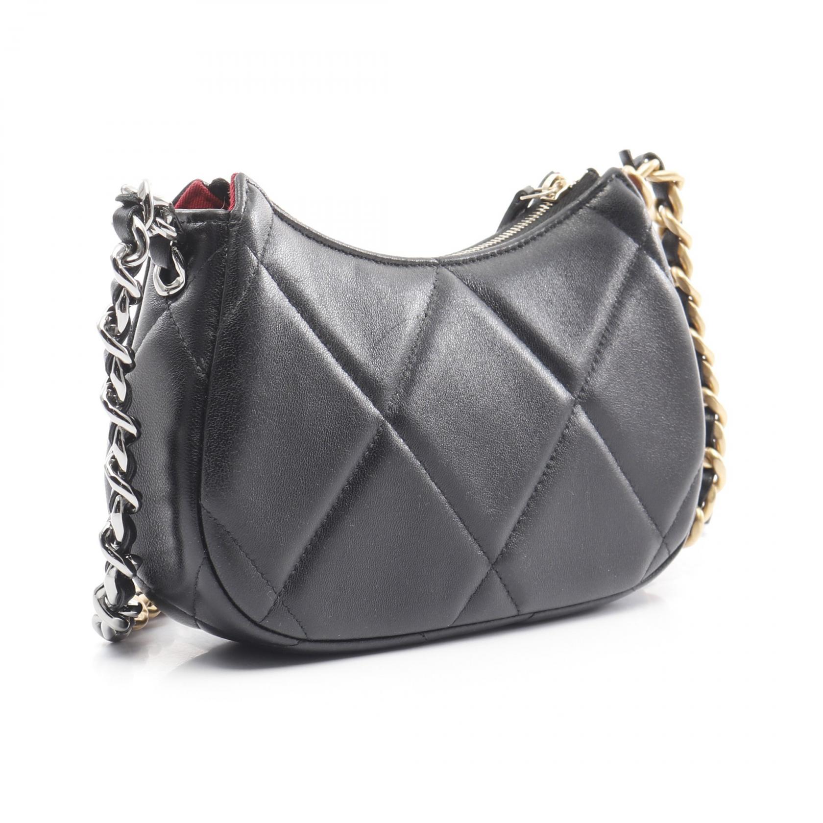 CHANEL Chanel 19 Matelasse Small Hobo Shoulder Bag AP3763 leather