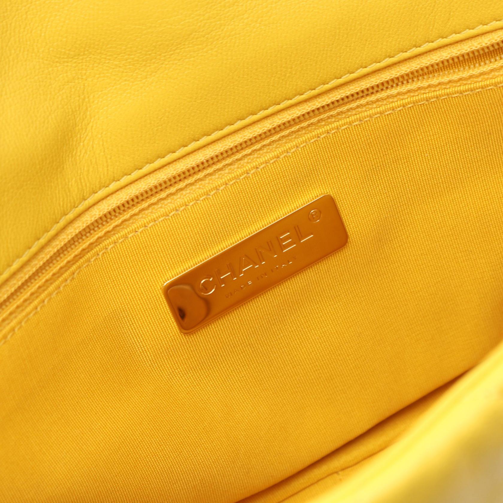 CHANEL 19 dix-neuf Matelasse 2way Shoulder Bag AS1160 Lamb leather